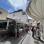 شقة فندقية A Due Passi Dal Centro Igea 3*