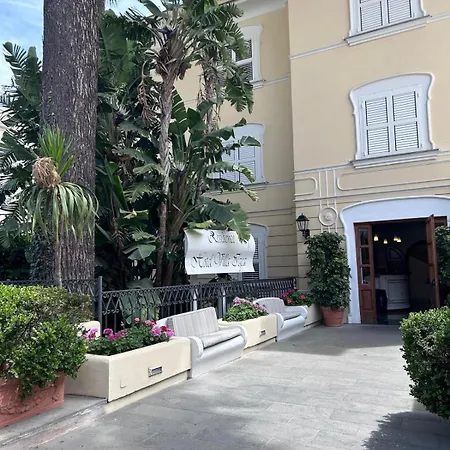 Lägenhetshotell A Due Passi Dal Centro Igea