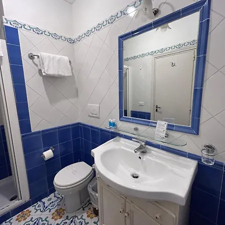 A Due Passi Dal Centro Igea Lägenhetshotell