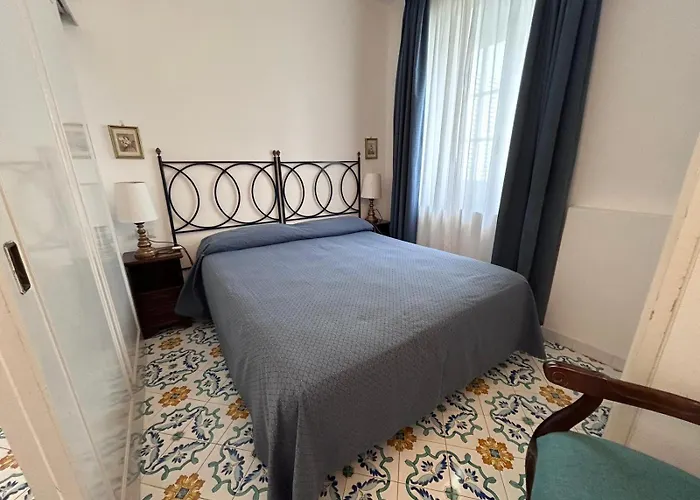 A Due Passi Dal Centro Igea 3* Capri