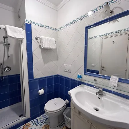 A Due Passi Dal Centro Igea Appart hôtel *